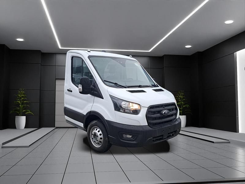 Gebraucht Ford Transit Trend 170 PS (125 kW) 2024 Weiss Abholung