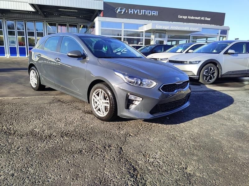 Anthrazit Gebraucht 2019 Kia Ceed Style Kleinwagen | CHF 23’500 - Bild 1/4