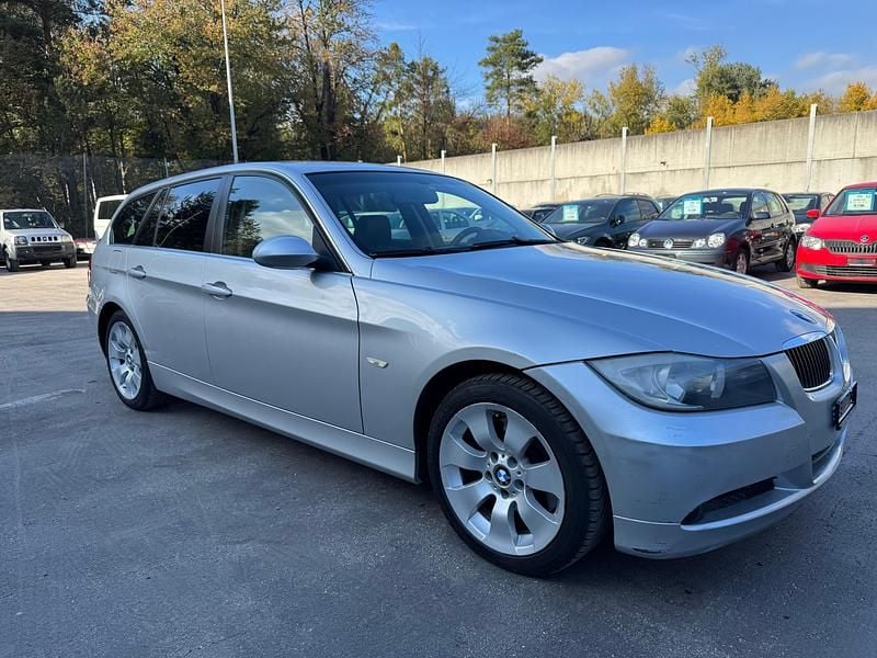 Gebraucht BMW 325 218 PS (160 kW) 2006 Kombi