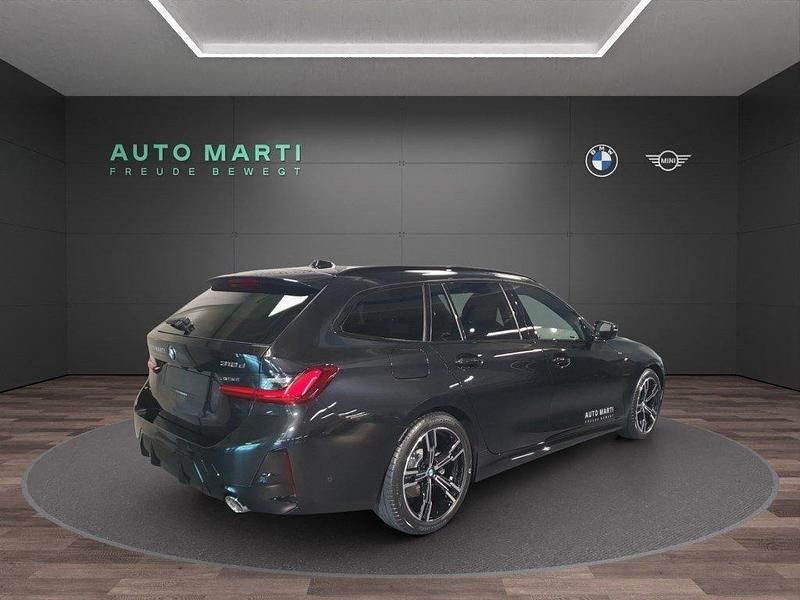 Gebraucht BMW 318 M Sport 160 PS (117 kW) 2024 Saphirschwarz metall mét. Kombi