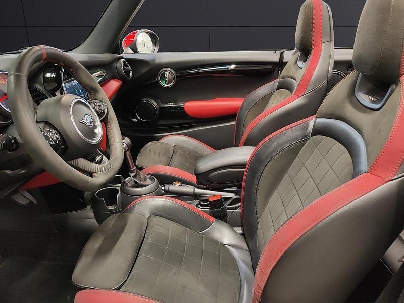 Gebraucht Mini John Cooper Works 231 PS (169 kW) 2019 Kleinwagen