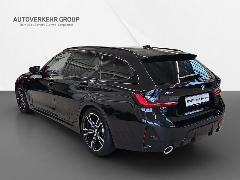 Gebraucht BMW 330 M Sport 245 PS (180 kW) 2025 Kombi