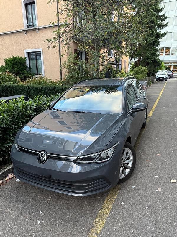 Gebraucht 2020 VW Golf VII Life Kombi | CHF 20’900 (Teuer) - Bild 1/4