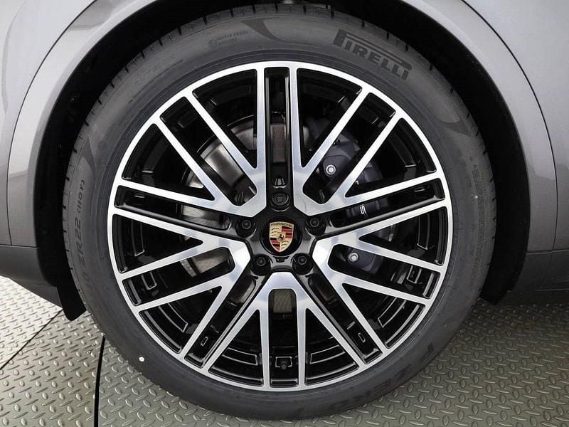 Gebraucht Porsche Cayenne 470 PS (345 kW) 2025 SUV