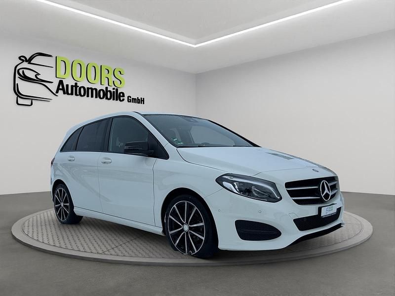 Gebraucht Mercedes B220 AMG line 177 PS (130 kW) 2016 Van / Kleinbus