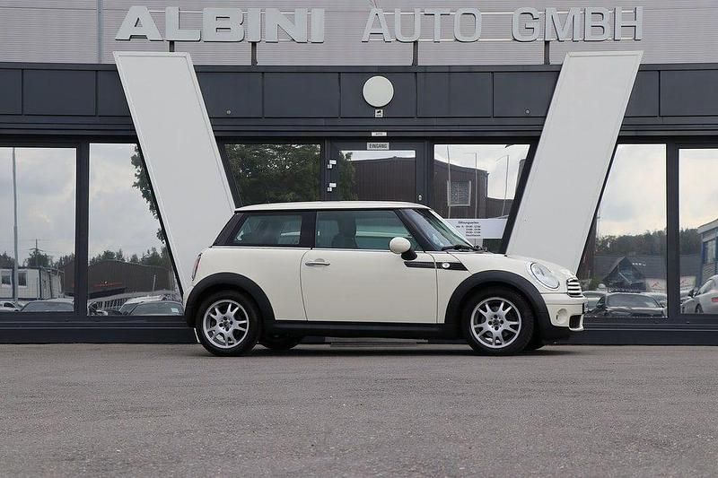Gebraucht Mini ONE 75 PS (55 kW) 2011 Weiss Kleinwagen