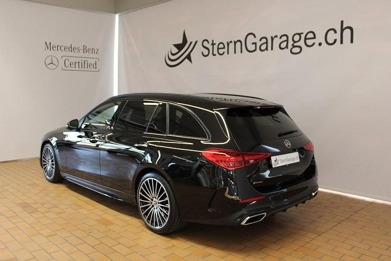 Gebraucht Mercedes C220 AMG line 200 PS (147 kW) 2024 Schwarz Kombi