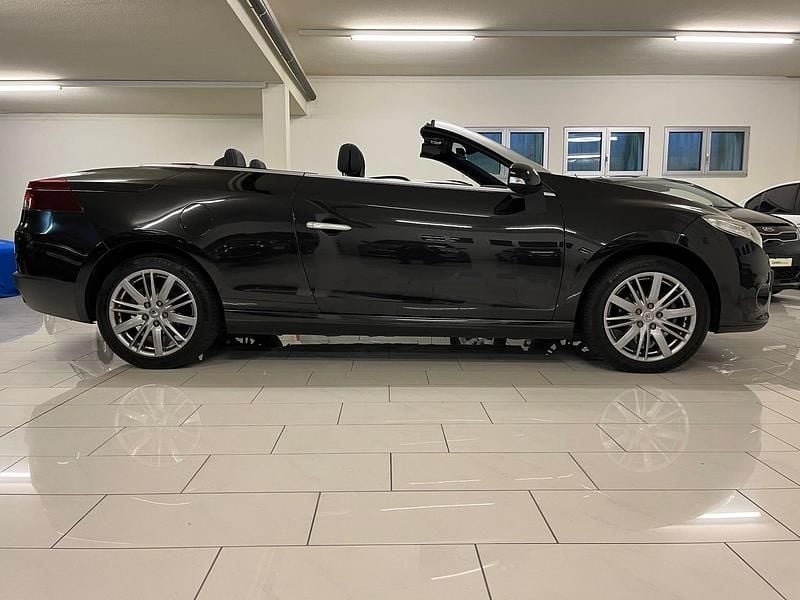 Schwarz Gebraucht 2010 Renault Mégane Cabriolet Dynamique Cabrio | CHF 7’900 - Bild 1/4