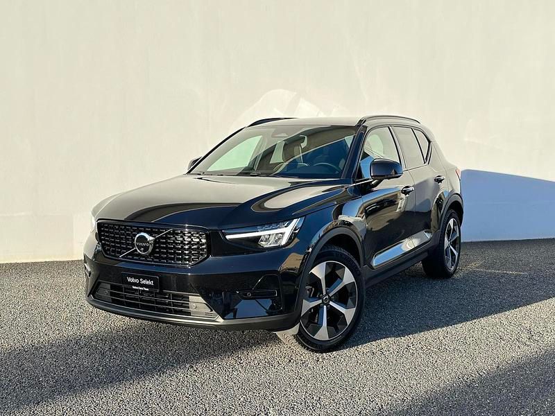 Gebraucht 2025 Volvo XC40 Plus SUV | CHF 33’330 (Superpreis) - Bild 1/4