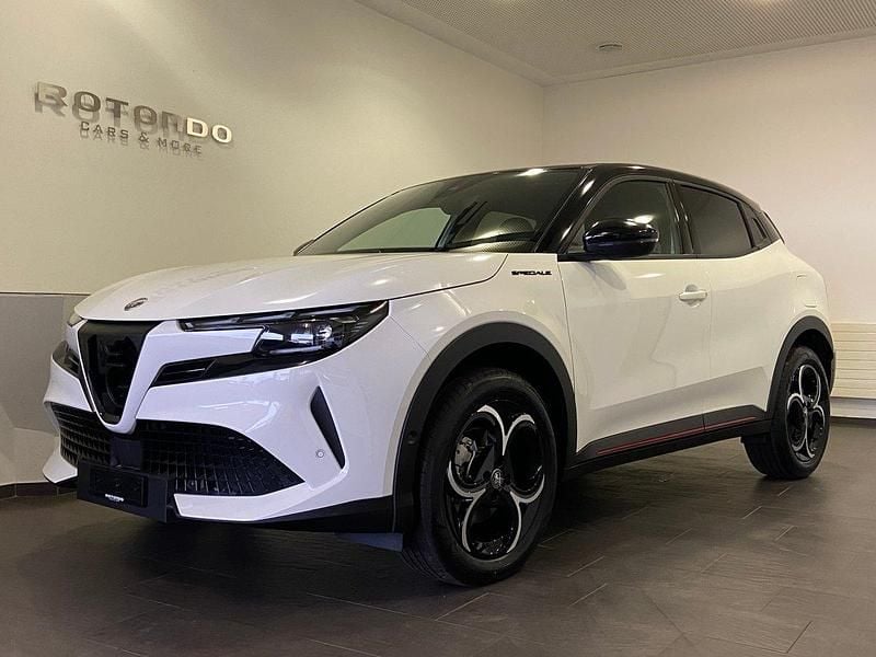 Neu 2025 Alfa Romeo Junior Edizione Speciale SUV | CHF 27’900 (Superpreis) - Bild 1/4