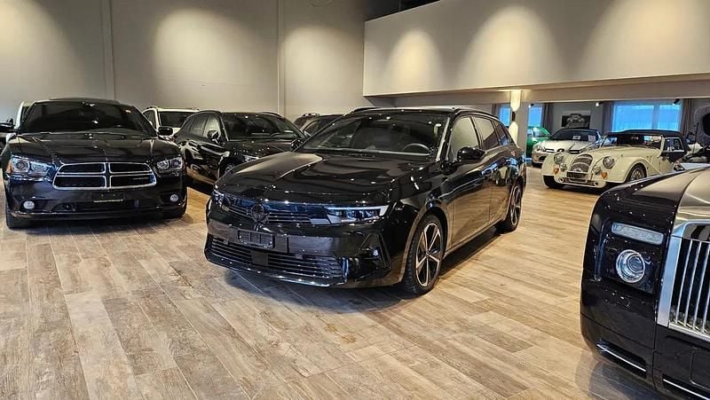 Gebraucht Opel Astra 180 PS (132 kW) 2026 Schwarz Kombi