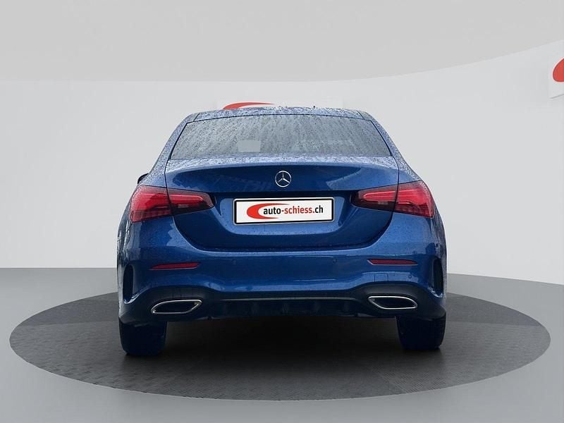 Gebraucht Mercedes A200 163 PS (119 kW) 2024 Limousine