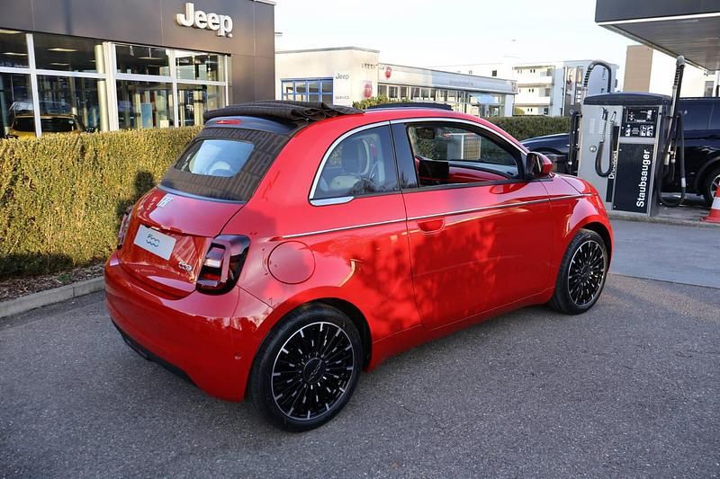 Neu Fiat 500e La Prima 86 kW (118 PS) 2026 Cabrio