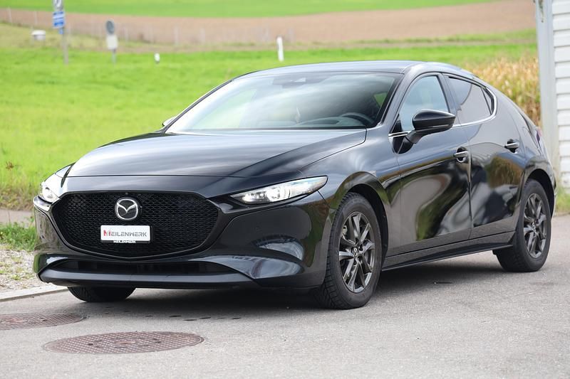 Gebraucht 2021 Mazda 3 Kleinwagen | CHF 18’900 (Etwas zu teuer) - Bild 1/4