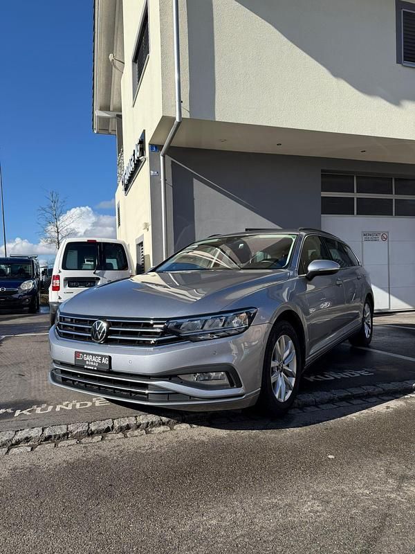 Gebraucht VW Passat Elegance 150 PS (110 kW) 2022 Kombi