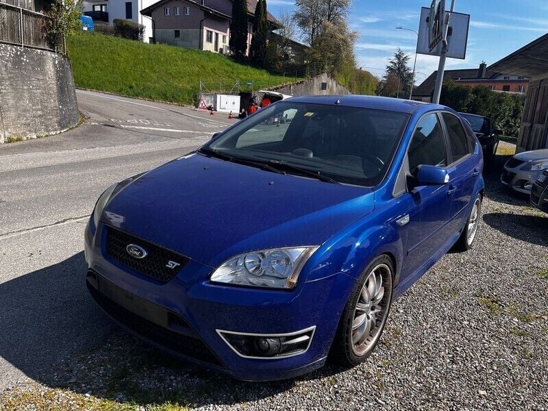 Gebraucht 2006 Ford Focus ST | CHF 2’990 (Superpreis) - Bild 1/4