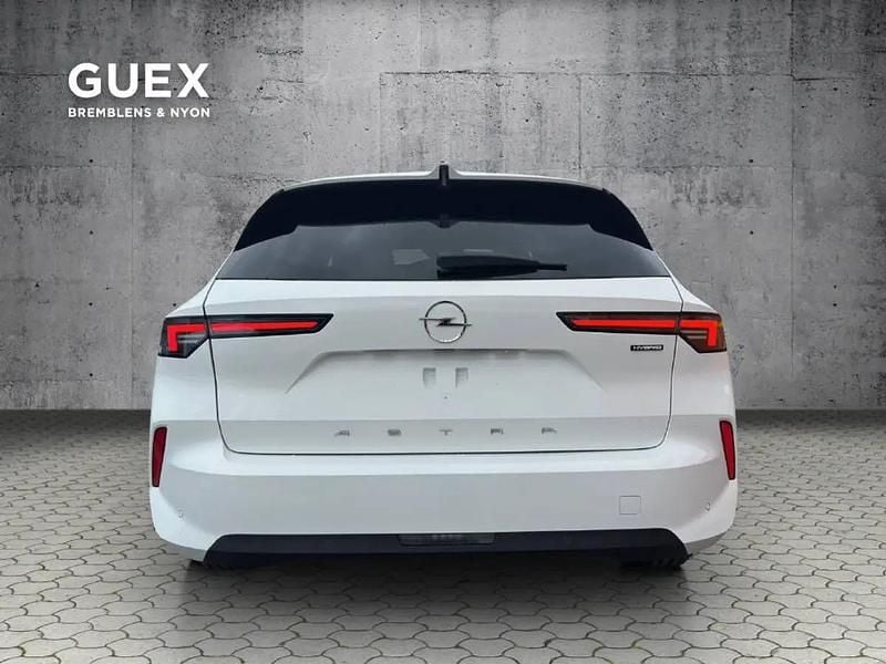 Neu Opel Astra Edition 130 PS (95 kW) 2026 Weiss Kombi