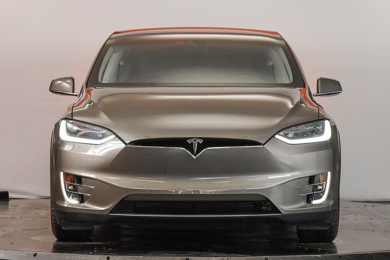 Gebraucht Tesla Model X Performance 567 kW (772 PS) 2016 SUV