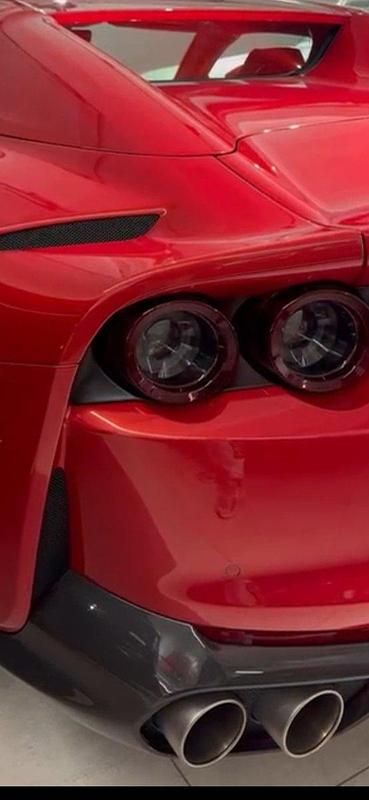 Gebraucht 2020 Ferrari 812 Cabrio | CHF 430’000 (Teuer) - Bild 1/2