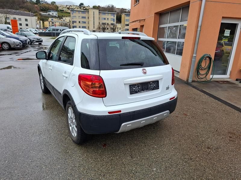 Gebraucht Fiat Sedici Dynamic 120 PS (88 kW) 2014 SUV