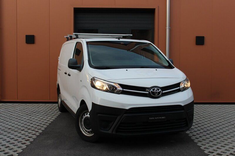 Gebraucht 2019 Toyota Proace Terra Van / Kleinbus | CHF 13’990 - Bild 1/4