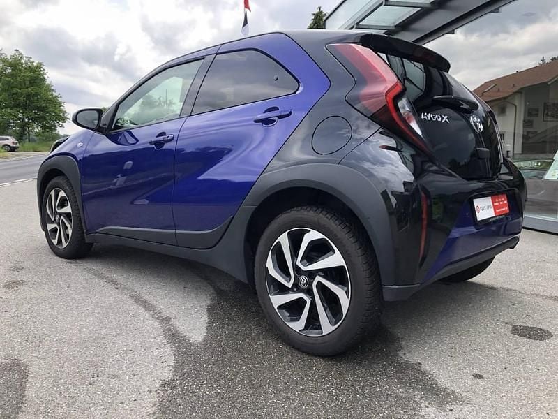Gebraucht Toyota Aygo X Trend 72 PS (52 kW) 2023 Blau SUV
