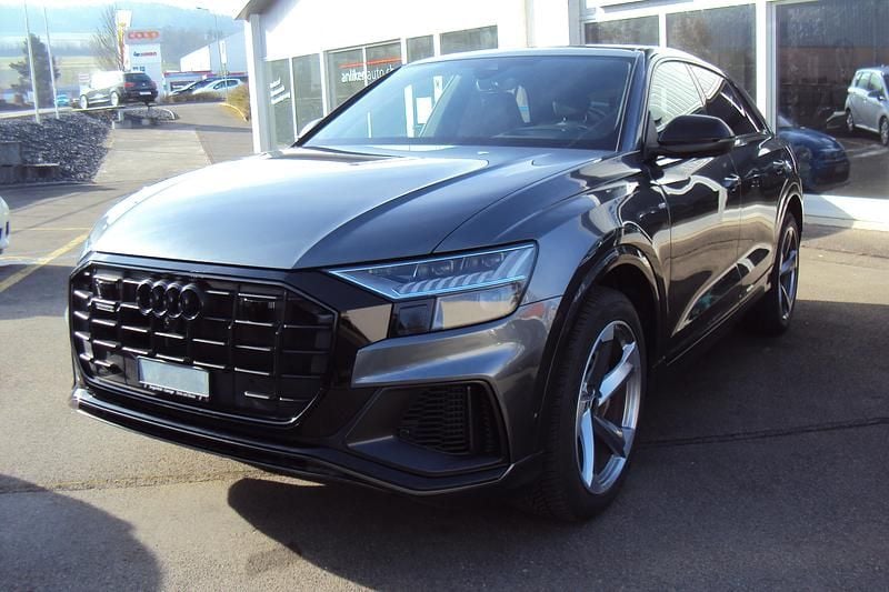 Gebraucht Audi Q8 381 PS (280 kW) 2023 SUV
