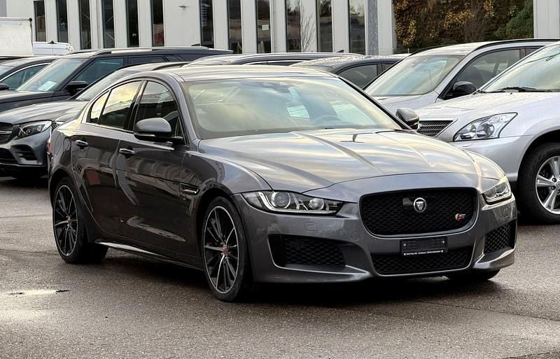 Gebraucht 2016 Jaguar XE S Limousine | CHF 16’900 (Superpreis) - Bild 1/4