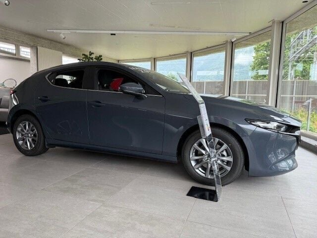 Gebraucht 2024 Mazda 3 Prime-Line Kleinwagen | CHF 25’000 - Bild 1/4