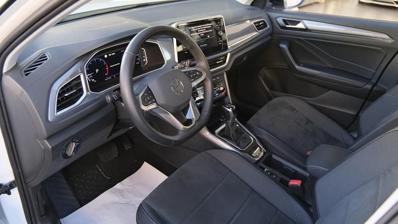 Gebraucht VW T-Roc Style 150 PS (110 kW) 2025 SUV