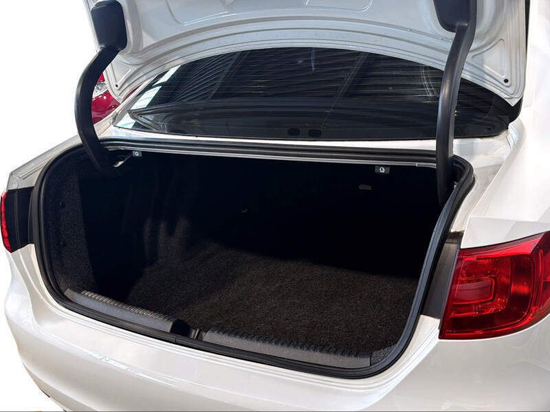 Gebraucht VW Jetta 2014 Limousine