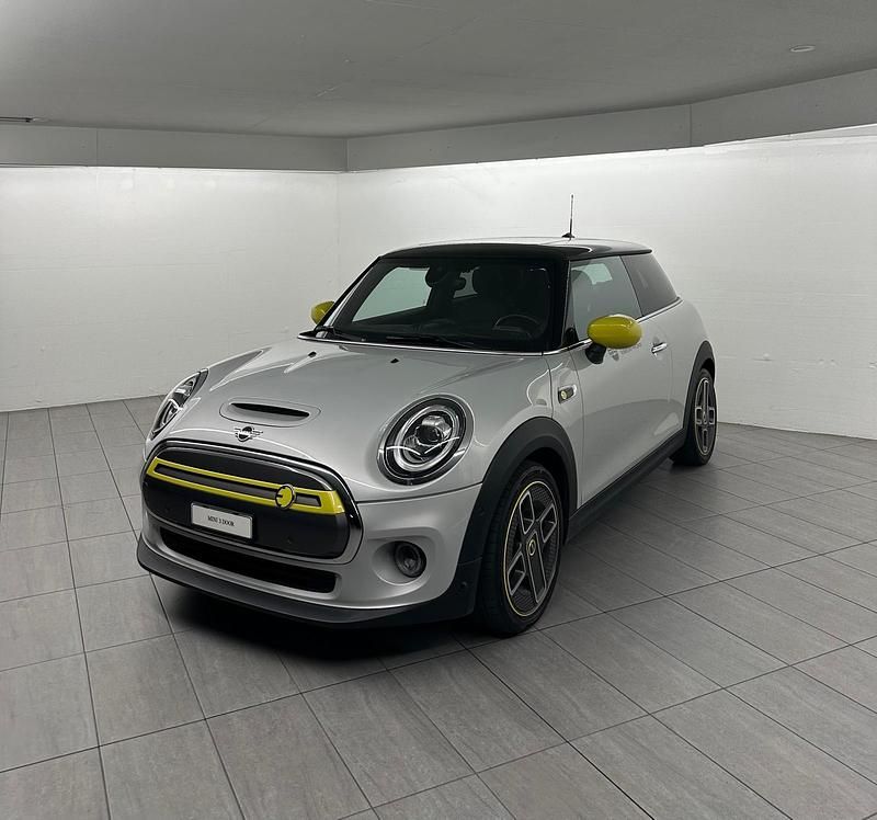 Gebraucht Mini Cooper SE 135 kW (184 PS) 2020 Silber Kleinwagen