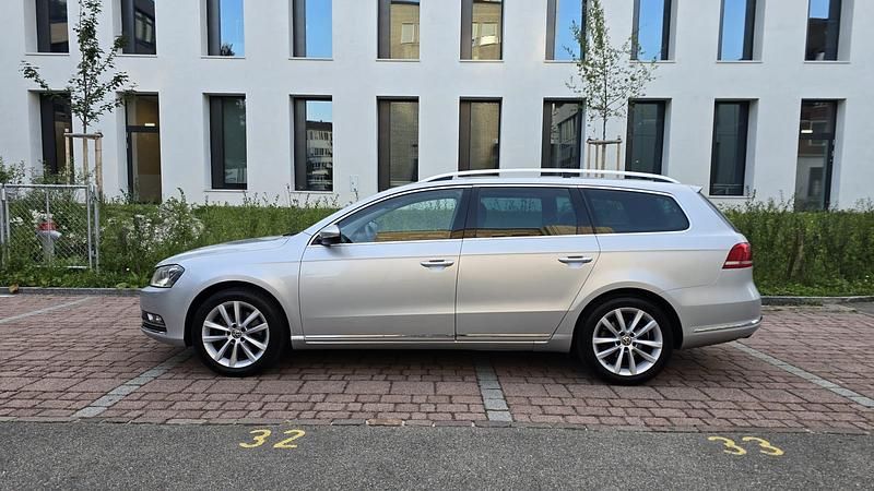 Gebraucht VW Passat Highline 160 PS (117 kW) 2011 Kombi