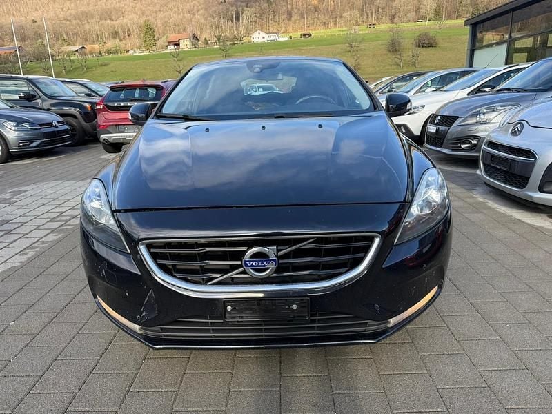 Gebraucht Volvo V40 115 PS (84 kW) 2012 Kleinwagen