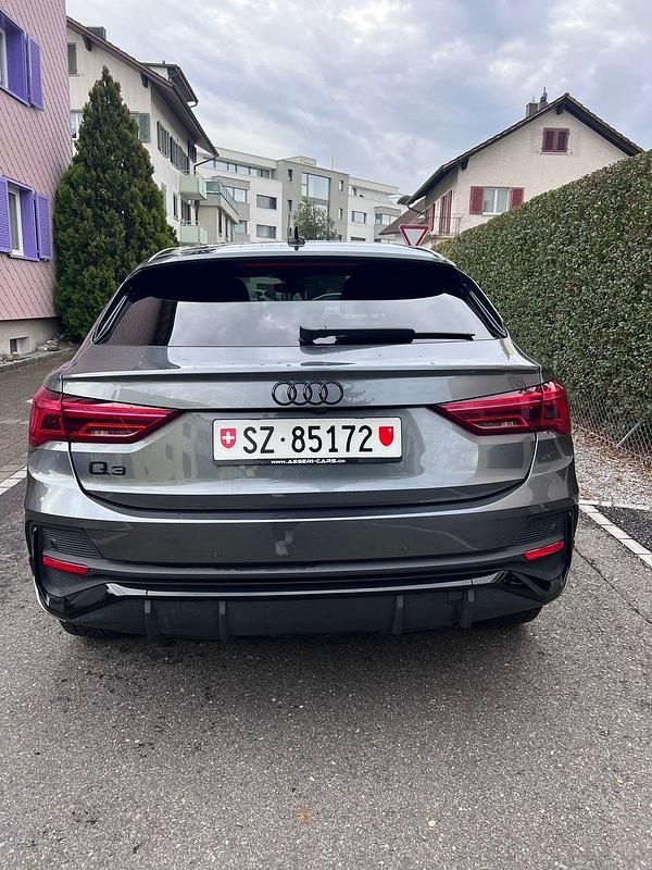 Gebraucht Audi Q3 Sportback S-Line 245 PS (180 kW) 2022 SUV