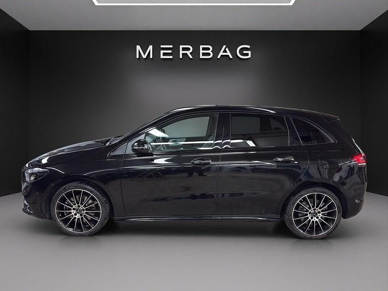 Gebraucht Mercedes B250e AMG line 160 PS (117 kW) 2022 Schwarz Van / Kleinbus