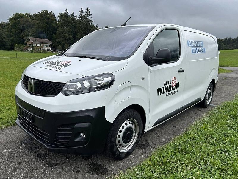 Weiss Gebraucht 2022 Fiat e-Scudo Lounge Van / Kleinbus | CHF 19’950 - Bild 1/4