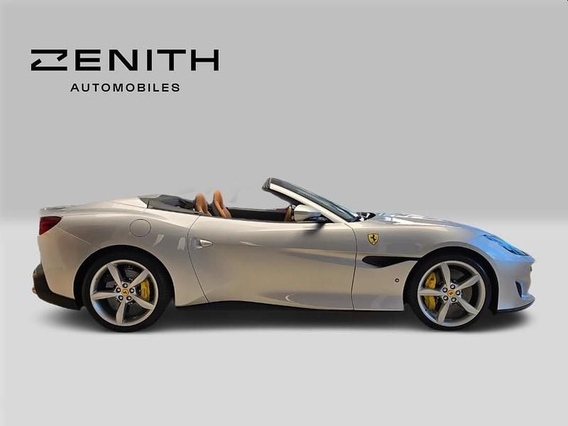 Gebraucht Ferrari Portofino 600 PS (441 kW) 2020 Silber Cabrio