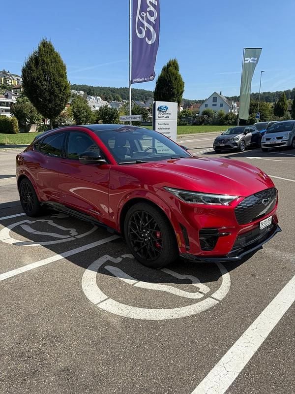 Gebraucht 2024 Ford Mustang Mach-E GT SUV | CHF 48’000 (Etwas zu teuer) - Bild 1/4