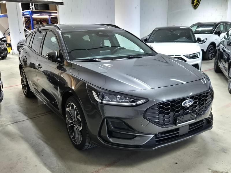 Gebraucht Ford Focus ST-Line 155 PS (114 kW) 2022 Kombi