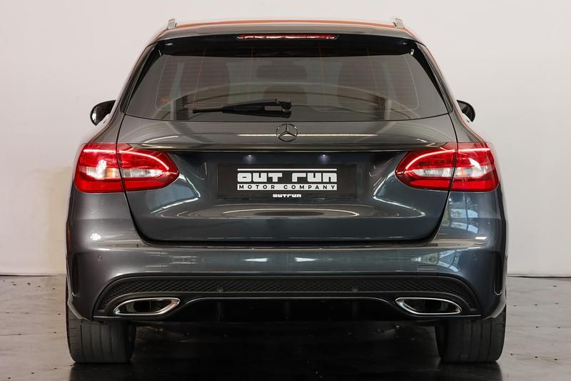 Gebraucht Mercedes C200 AMG line 184 PS (135 kW) 2015