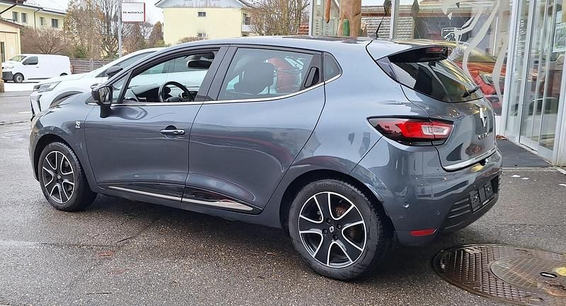 Gebraucht Renault Clio IV 120 PS (88 kW) 2018 Grau Kleinwagen