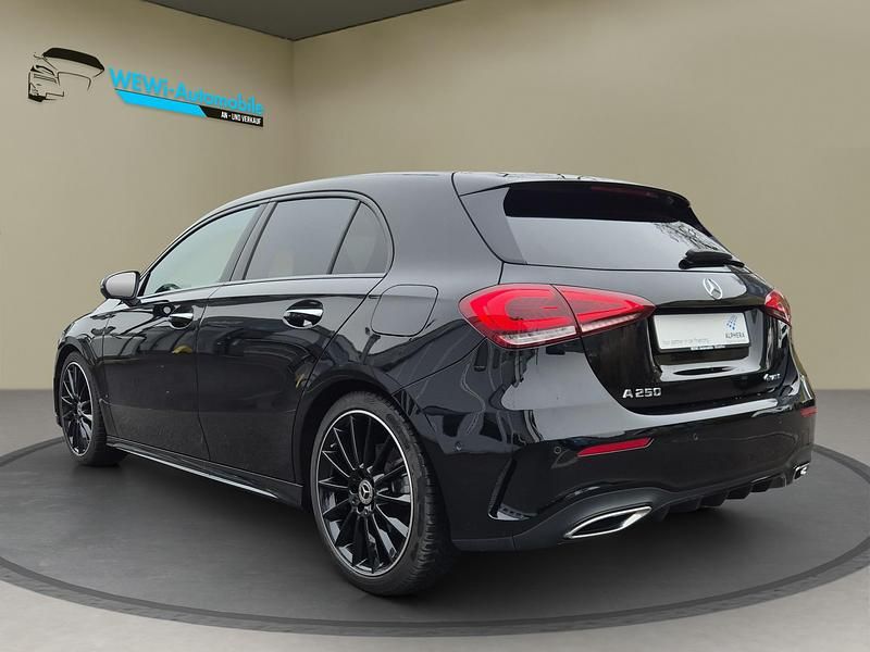Gebraucht Mercedes A250 AMG line 224 PS (164 kW) 2022