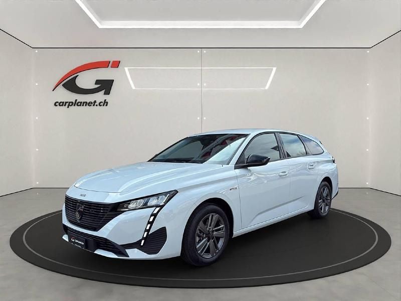 Neu Peugeot 308 SW Style 145 PS (106 kW) 2025 Weiss Kombi