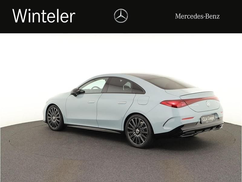 Neu Mercedes CLA220 189 PS (139 kW) 2026 Grün Limousine