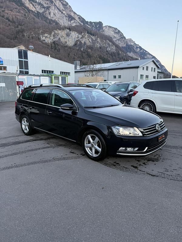 Gebraucht VW Passat Highline 170 PS (125 kW) 2012 Kombi