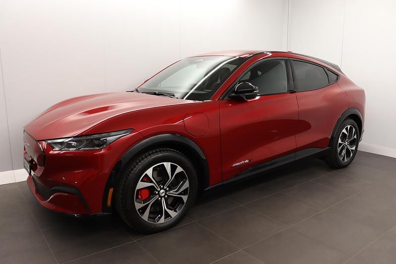 Gebraucht Ford Mustang Mach-E 272 kW (371 PS) 2023 Rot SUV