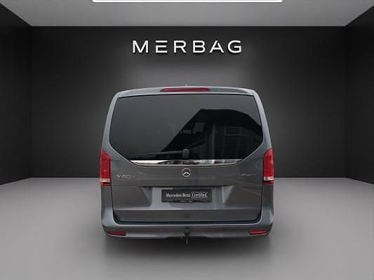 Gebraucht Mercedes V220 163 PS (119 kW) 2023 Grau Van / Kleinbus