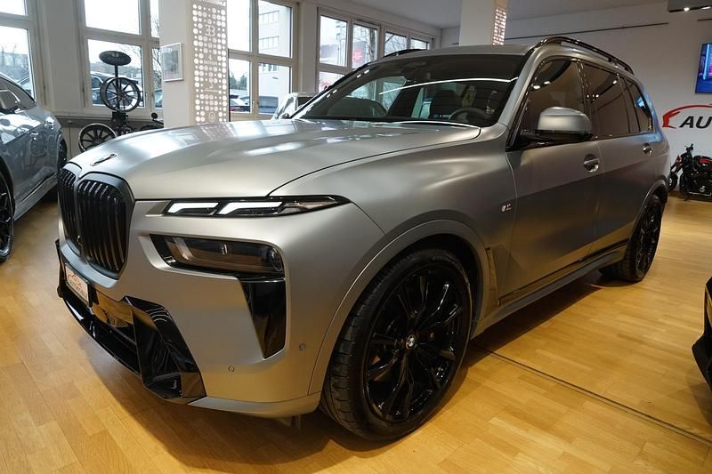 Gebraucht BMW X7 M Sport 340 PS (250 kW) 2024 SUV