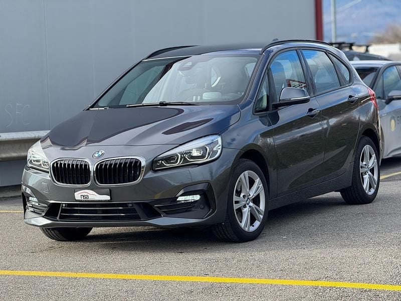 Gebraucht 2018 BMW 218 Active Tourer Sport Line Van / Kleinbus | CHF 12’900 (Superpreis) - Bild 1/4